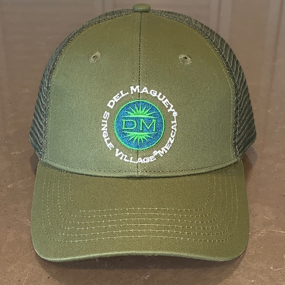 NWOT Del Maguey Single Village Mezcal SnapBack Mesh Back Trucker Hat
